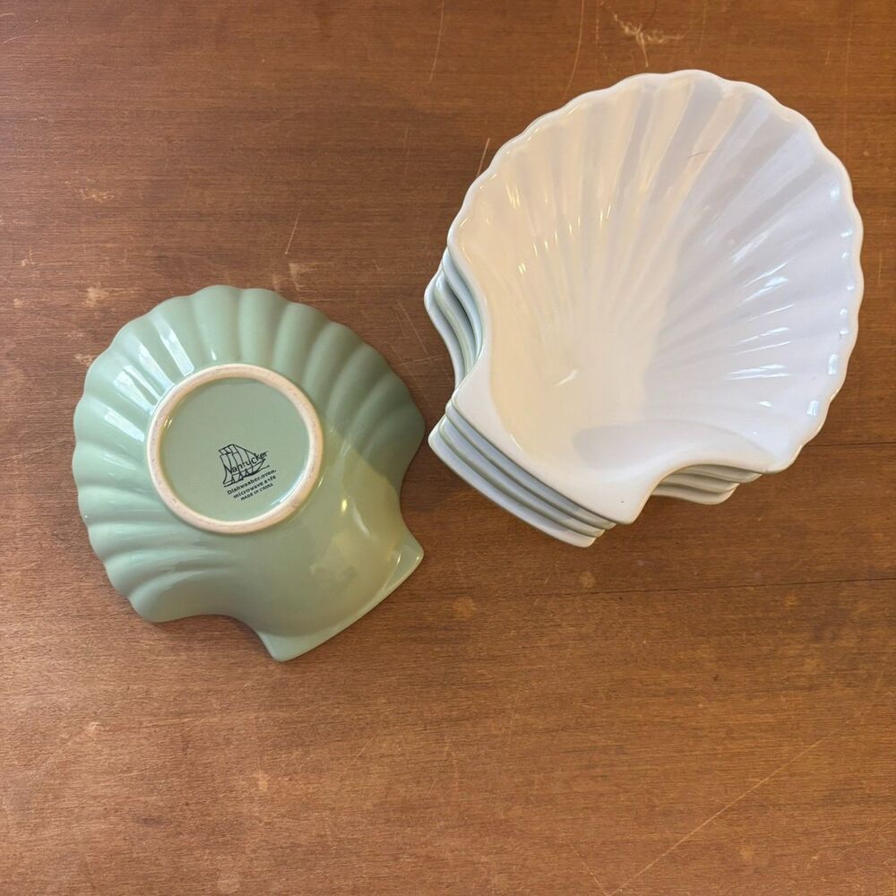 Nantucket Pottery Light Green and White Scallop Shell Ceramic Dessert Plate Set
